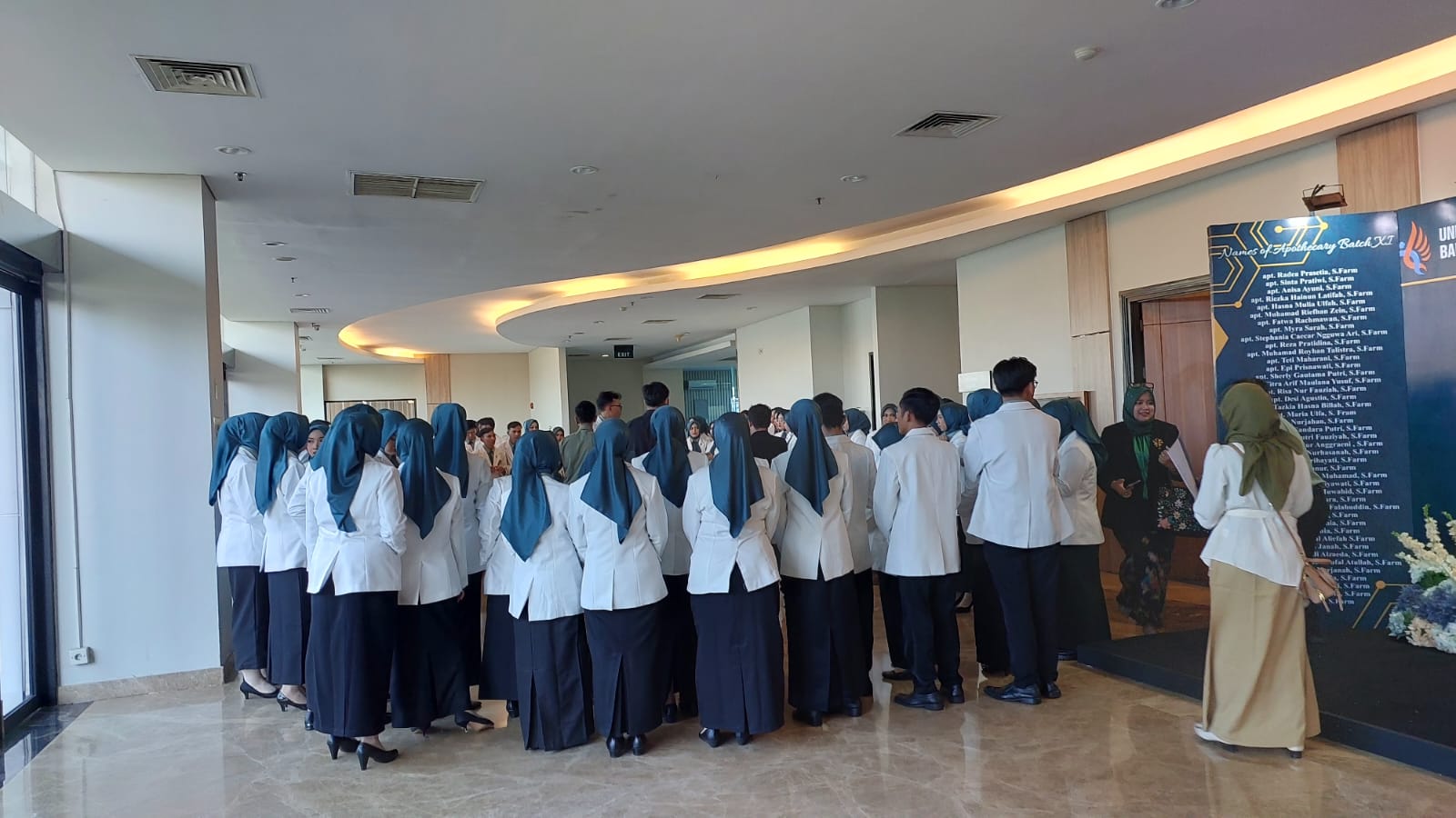 Universitas Bakti Tunas Husada.